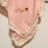 Naam gepersonaliseerde geborduurde geboren s en luiers mousseline swaddling deken tassel aanpassen babyaccessoire 220712