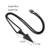 Colares pendentes Hip Hop Rock Punk Men Matte Black Long Arrow Colar para Mulheres Chralloween Gift Knight Spear Pike Jewel7692621