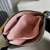 10a av högsta kvalitet Lady Crossbody Bag Coussin äkta läder Messenger väskor Canvas axelväskor Kvinna Fashion Purse Luxury Goods Designer Bagss med Box B088