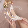 I più venduti moda femminile sandali classici di lusso 2022 scarpe da sposa bianche in pizzo moda festa perla tacchi alti per ragazza scarpe da principessa
