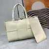 Женщины Arcos Intreccio Weave Tote Дизайнерская сумка Италия Бренд Кожаные сумки для покупок Леди Большая вместительная корзина Totes Сумочка Кошелек для монет Роскошные сумки