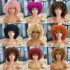 Stłoczone wspaniałe syntetyczne kręcone peruki krótkie blond peruka afro perwerly z grzywką dla czarnych kobiet czerwony cosplay 220707