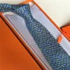 Diseñador de lujo Corbata para hombre 12 cm Seda Jacquard Marca Corbatas Hombres Carta Estampado Corbata Formal Fiesta de bodas de negocios con caja Ropa Adornos