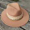 Berets Bohemian West Cowboy Hat Decoration Feather Feel Metal Bull Head Sombrero Women Hatsberets