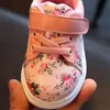 Sepatu Anakanak Musim gugu Baru Untuk Anak Perempuan Kasual Kulit Bayi Balita Modis Floral Bersirkulasi 1525 220611