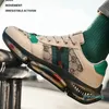 Zapatos de hombre con cordones de primavera y otoño de colores mezclados, zapatillas de deporte cómodas informales para hombre con punta redonda de cuero PU 2021