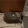 حقائب المصممين Luxurys حقائب اليد Crossbody حقائب اليد النسائية حقيبة تسوق الكتف D6497