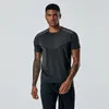 LL-A19 Completo da yoga Abbigliamento da palestra per uomo Abbigliamento estivo per esercizi fitness Abbigliamento sportivo Treno da corsa Camicie a maniche corte larghe Outdoo244s