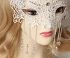 Máscaras de fiesta de boda 2022 Rhinestones Hoco Prom Dance Blanco 22 cm * 12 cm Media cara superior Mascarada Pijama Despedida de soltera Regalos de damas de honor Ojo de encaje Club nocturno de Halloween