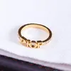 Fashion Gold Letter Rings Band Ring Pague para Lady Women Party Wedding Wedding Presente Jóias de noivado de presente174n