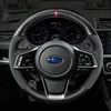 Novo camurça de camurça de couro costurada à mão Tampa do volante para o Subaru XV Forester Lions Outback Wrx Wing BRZ Acessórios