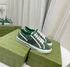 Diseñadores Tenis 1977 Zapatilla de deporte Lujos Zapato de lona Lavado Jacquard Zapatos de mezclilla Mujeres Hombres Entrenador Ace Suela de goma Bordada Zapatillas de deporte vintage HJ