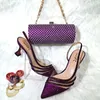 Scarpe eleganti 2022 Stiletto a punta color arcobaleno Design semplice da donna e borsa Amico di festa con abito da borsa