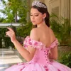 ピンク3DフラワーQuinceaneraドレスTiere Tulle Ball Gown Prom Party Gowns光沢のあるプリンセスジュニアガールズページェントVestidos de soiree6729263