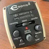 La Germania ha realizzato l'originale pickup Shadow Esonic2 EQ a bordo del preamplificatore per chitarra acustica nanoflex e doppi pickup nanomag