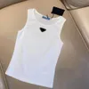 Femmes t-shirts sans manches femme gilets été réservoirs Camis t-shirts gilet chemise courte dame mince gilets glace soie hauts bonne qualité