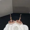 Modaya uygun Satürn Gezegen Küpe Charm Shiny Diamond Coute Studs Kadın Kişilik Kristal Dangler Şeffaf Yıldız Kulak Damlaları Kutu