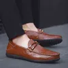 Chaussures habillées chaussures pour hommes printemps et été pois cuir de vache pour hommes anglais décontracté doux paresseux 220714