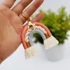 Ny handvävd regnbåge Tassel Keychain Pendant Kvinnor Stickad virkningspåse Keychains smycken Presenttillbehör Bulkpris