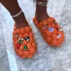 Женские сандалии Nxy Summer Bubble Slides with Charms Chain Couples Besch Shoes Дизайнерские шлепанцы Домашние массажные тапочки для ванной комнаты 0528