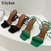Eilyken tornozelo cinta verde estilo estranho estilo transparente saltos altos sandálias quadradas sandalias femininas de mujer 220516