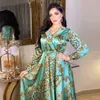 Abbigliamento etnico Eid Mubarak Abaya Dubai Turchia Abito musulmano in raso Donna Arabo Marocchino Caftano Elegante signora Abbigliamento islamicoEtnico