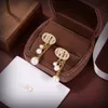 Kadın Küpe Tasarımcıları Charm Luxurys Kadın Charmearrings Diamonds Peell Küpeler Moda Günlük Sevgililer Günü hediyesi çok iyi