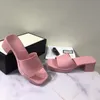 2022 sandali da donna con tacco alto diapositive designer di lusso infradito in rilievo estivo pantofola con plateau grosso bianco rosa colori caramelle