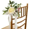 Decoratieve bloemen kransen kunstmatige bruiloft witte gangpad decoraties kerk bankje pew bogen met lint voor ceremonie feest homedecor