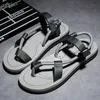 Men's Sandals Summer Beach Outdoor Slippers Personality Indoor Couple Casual Shoes Black Non-slip Men Flip Flop Pantuflas 220423