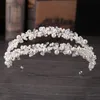 Brudkronor Hårband Korea Bride Crystal Tiara Princess Pearl Crown Wedding Tiaras Headpieces Birthday Party Tiaras Jewelry AC216D