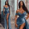 2022 Élégant robes de soirée épaule élégante une ligne en cristal sans cristal Split High Sexy Sight Robes