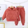 Ensembles de vêtements pour garçons d'hiver réglés de sweat-shirt à col en fourrure à fourrure épaisse pour les enfants résiste aux enfants de tout-petits froids sur les enfants à 6898557.