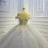 2022 Splendidi abiti da ballo abiti da sposa 3D applicazioni floreali con paillettes in rilievo Sweep Train Custom Made Weeding Gown Abito da sposa C0623W05