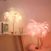 Télécommande plume lampe de table USB / AA batterie bricolage créatif lumière chaude arbre plume abat-jour mariage maison chambre décor H220423
