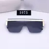 Retro Mens Square Square Frame Sun Glasses مصمم فاخرة نظارة شمسية لامرأة عطلة Sunshade Eyewear Women Gens Sunglass with Case Box