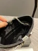 クリスタルWトートバッグ5Aハイエンド品質のデザイナー贅沢な女性宴会のコイン財布の下で片方の肩のクロスボディ
