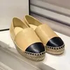 Skor designer kvinna sandaler espadrilles slingbacks balett lägenheter chunky häl beige svart klassisk sandal espadrille calfskin lammskinn slingback sandales