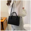 2022 New Women Counter Bag Trendy Green Pu Leather Crossbody Bags Fashion Ladies Handies Handbags Designer Top Handle Bag G220524