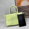 2022 Fashion damskie torebki oversizezowane warkocze skórzane torba na ramię multi kolorów luksusowe projektant fajne praktyczne duże pojemność zwykłe torebki są wyposażone w torebkę