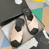 Mujeres zapatillas de lujo de alta calidad Sandalias de pan con correa cruzada Cross Sandals cómodos Soft Soft with Box Dust Size35-40