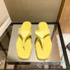 2022 Verão Top Mulheres Flat Chinelos Luxurys Designers Sandálias Couro Slides Sandalias Casuais Flip Flops Brand Girl Hollow fora com caixa1