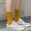 靴下靴下ミドルチューブコットンスプリングと秋の刺繍かわいいネットレッドワイルドパーソナリティストリート韓国スタイルのレディショックス