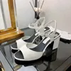 2023 Designer högklackat Damklänning Skor Spetsade sandaler Sommarskor Mode ökat med 7 cm Läderproduktion är värt att äga