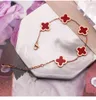 Pendant BA385 18K Gold Plated Clover Armband smycken Lucky Ladi Women039s Gift Four Leaf Clover Armband Luxury5503303