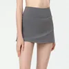 LL Women Sport Yoga تنانير تدير شورتات صلبة ملونة مطوية تنس غولف مكافحة التعرض Fiess Short Skirt 9007