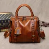 2022 New Vintage Genuine Leather Oil Wax Borse di lusso Borse da donna Designer Modis Borsa a tracolla Messenger Famous Brand Neutral Female