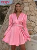 TTQV Sexy Mini abito in raso rosa da donna Autunno con scollo a V Cintura a maniche lunghe Vestito aderente Elegante Abiti da festa sottili per le donne 2022 T220804