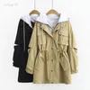 Extra Large Femmes Trench-Coat Nouveau Printemps Automne Vêtements Lâche Cordon Faux Deux Casual Sweat À Capuche Coupe-Vent Femme Vestes De Base L220725