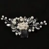 Pearl Hairpins Hair Combs Clips för Kvinnor Trendig Rhinestone Beaded Headpiece Charmig Bröllop Bröllop Hår Tillbehör Smycken